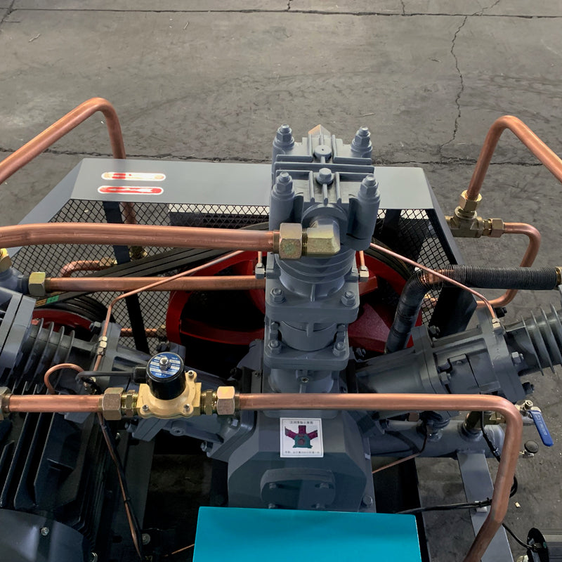 Compresor booster de tornillo 40 bar integrado para línea de producción de soplado de botellas PET