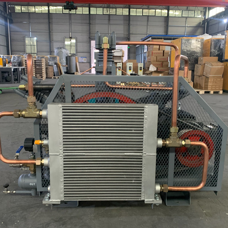 Compresor booster de tornillo 40 bar integrado para línea de producción de soplado de botellas PET